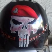 Le diable rit avec nous